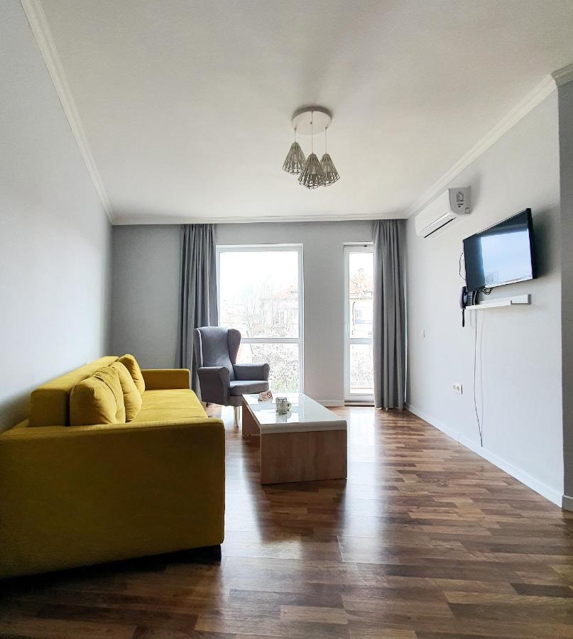 Ferienwohnung Апартамент High Style Burgas City Exterior foto